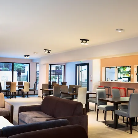 SOWELL RESIDENCES Chênes Verts-2