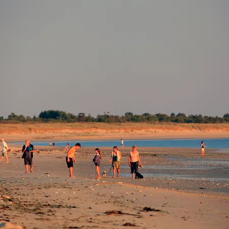 Terres de France - Les Hameaux des Marines-3