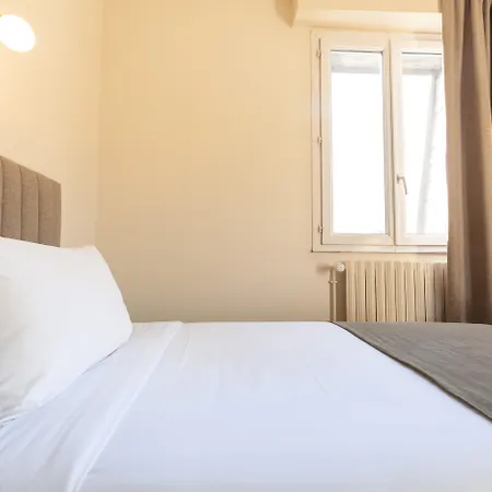 Grand Hotel De La Gare, Angers-3