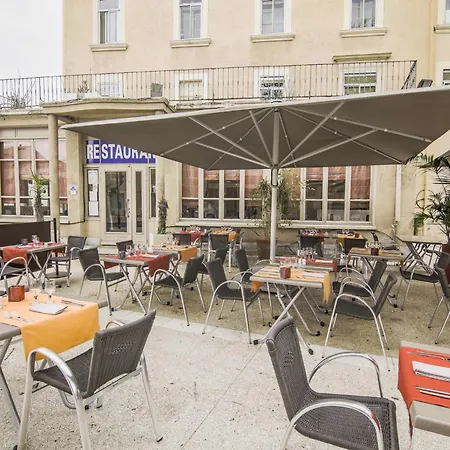KYRIAD ORANGE Centre Ville - HOTEL RESTAURANT BAR - Galerie d'Art des Princes - Provence Alpes Côte d'Azur - France - Proche A7-A9 - exit21- Châteauneuf-du-Pape Avignon Bollene Nimes Valence - 24h-24h-3