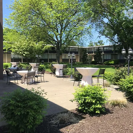 Surestay Plus Hotel By Best Western Lehigh Valley-2