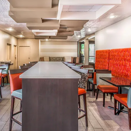 Days Inn By Wyndham Fort Lauderdale Airport Cruise Port-2