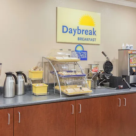 Days Inn By Wyndham Camarillo - Ventura-3