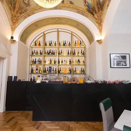 Il Salotto Della Regina-3