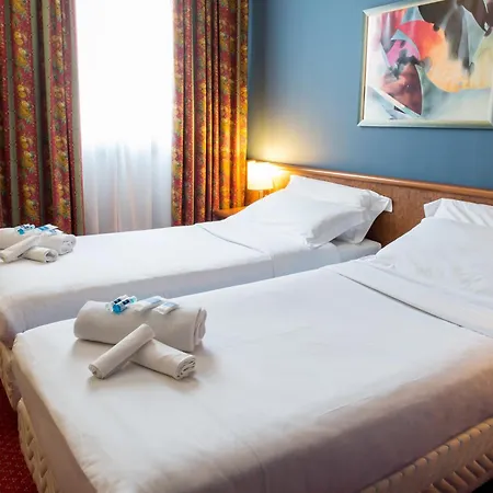 Idea Hotel Piacenza-3