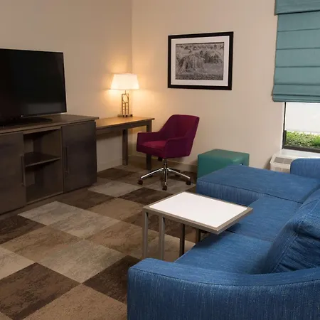 Hampton Inn Wooster-3