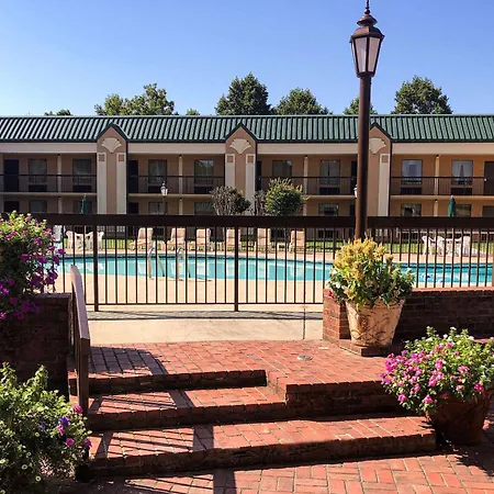 Quality Inn Morganton Southeast-2