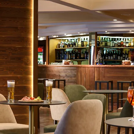 Th 1400 Hotel-2