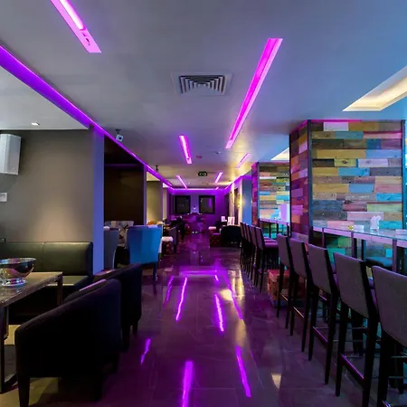 Business Hotel-3