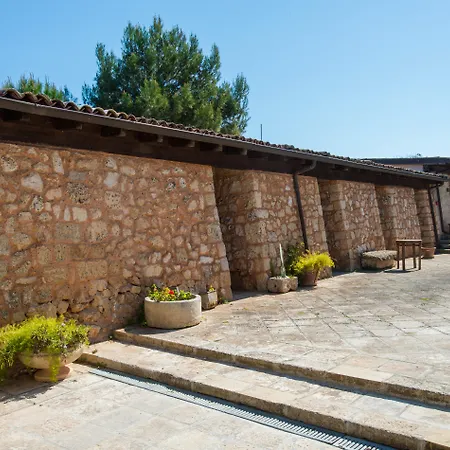 Relais Masseria Casina Dei Cari-3