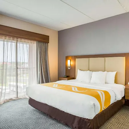 Quality Suites Lansing West-3