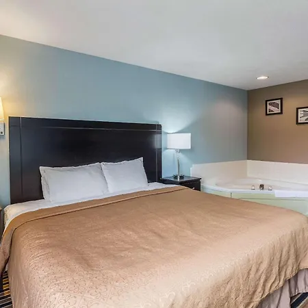 Rodeway Inn Ludington-2