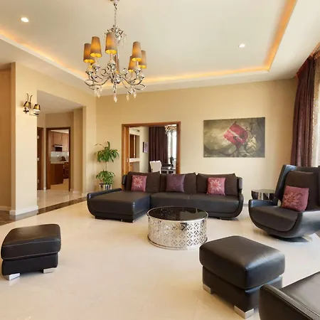 Ramada By Wyndham Downtown Dubai-3