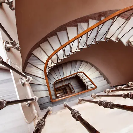 Premist Hotels Taksim-3