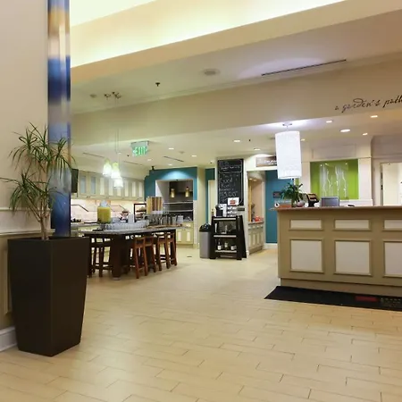 Hilton Garden Inn Secaucus/Meadowlands-2