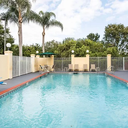 La Quinta By Wyndham Melbourne Viera-2
