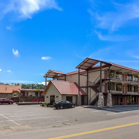 Econo Lodge-3