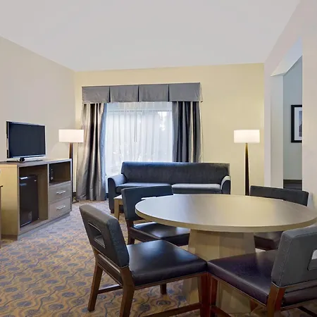 Comfort Inn & Suites Arlington Heights - Schaumburg-2