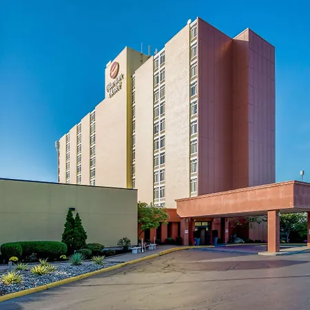 Clarion Hotel Cincinnati North-3