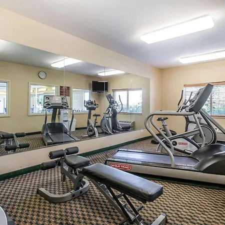 Quality Inn & Suites Loveland-2