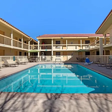 La Quinta Inn By Wyndham El Paso East Lomaland-2