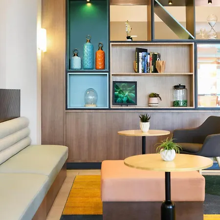 Holiday Inn & Suites Oakland - Airport By Ihg-2
