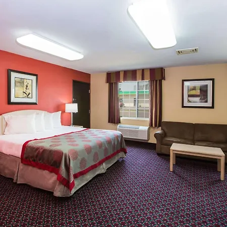 Ramada By Wyndham Sioux Falls-3