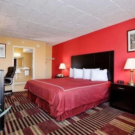 Rodeway Inn University-3