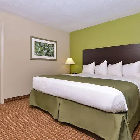 Surestay Plus Hotel By Best Western Raleigh North Downtown-2