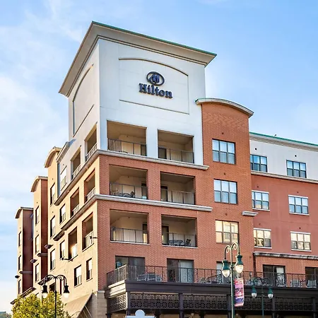 Hilton Promenade Branson Landing-3