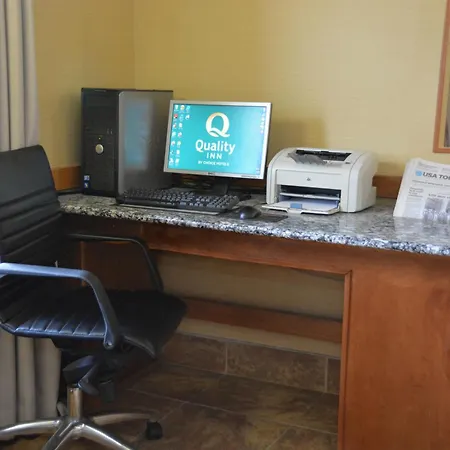 Quality Inn & Suites Dublin-2