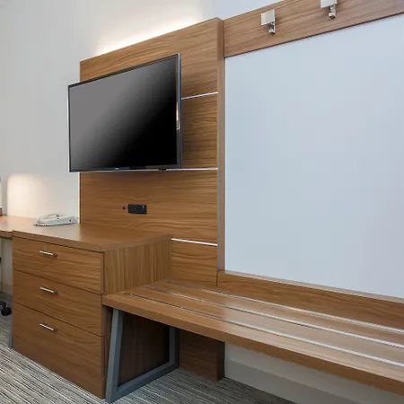 Holiday Inn Express Irondequoit By Ihg-3