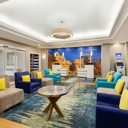 La Quinta Inn And Suites By Wyndham At Watiki Waterpark-3