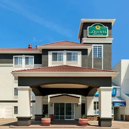 La Quinta Inn And Suites By Wyndham At Watiki Waterpark-2