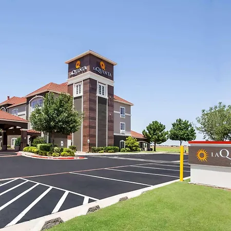 La Quinta By Wyndham Lubbock North-3