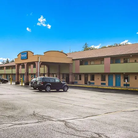 Rodeway Inn & Suites Monroeville-Pittsburgh-3