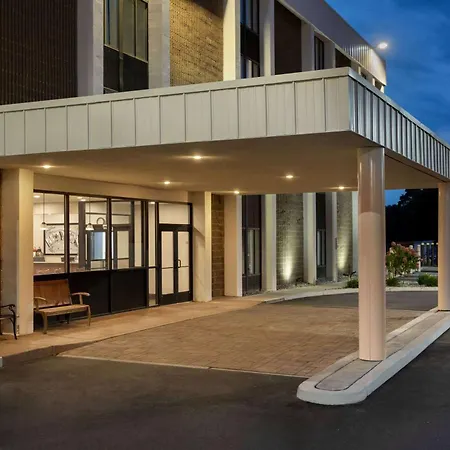 Super 8 By Wyndham Liverpool/Syracuse North Airport-3