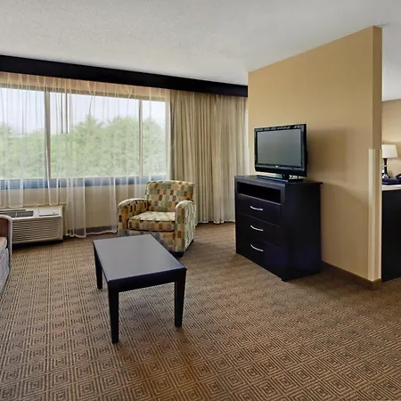 Radisson Hotel Freehold-3