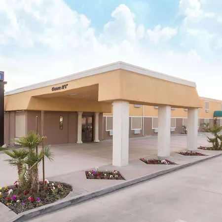 Days Inn By Wyndham Indio-2