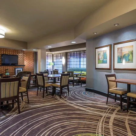 Hampton Inn Atlanta-Newnan-3