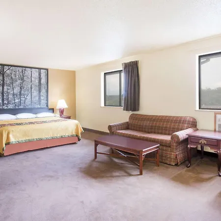 Super 8 By Wyndham Lexington Va-2