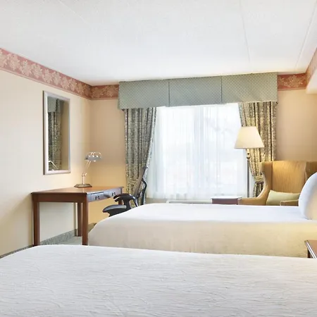 Hilton Garden Inn Fairfax-3