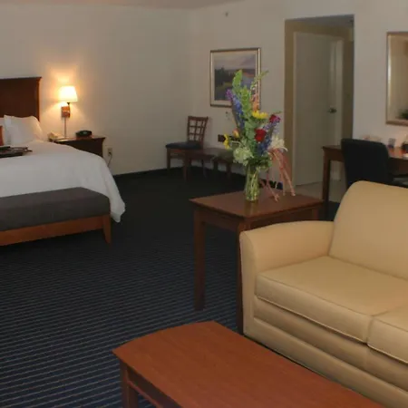 Hampton Inn Farmville-2