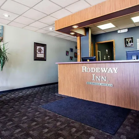 Rodeway Inn-3