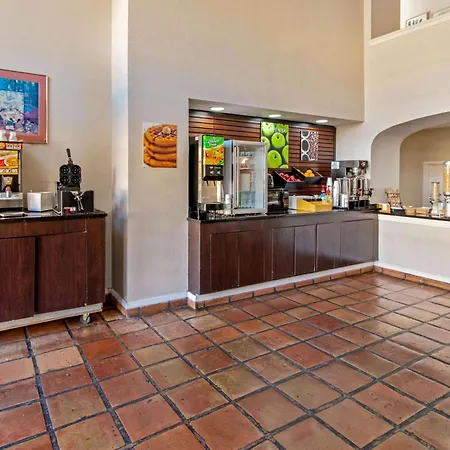 La Quinta Inn By Wyndham Las Cruces Mesilla Valley-2