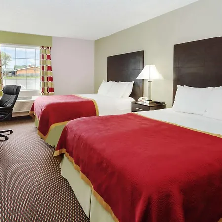 Baymont By Wyndham Beloit-2