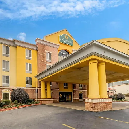 La Quinta By Wyndham Hot Springs-3