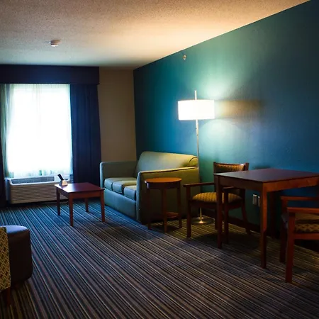 Best Western Plus Menomonie Inn & Suites-2
