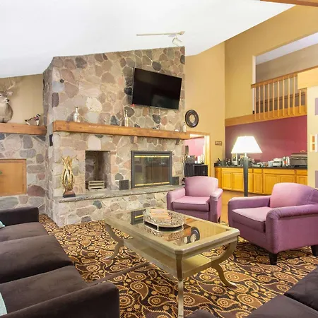 Americinn By Wyndham Elkhorn Near Lake Geneva-2