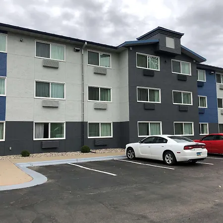 Comfort Inn & Suites Shakopee Downtown Area-3